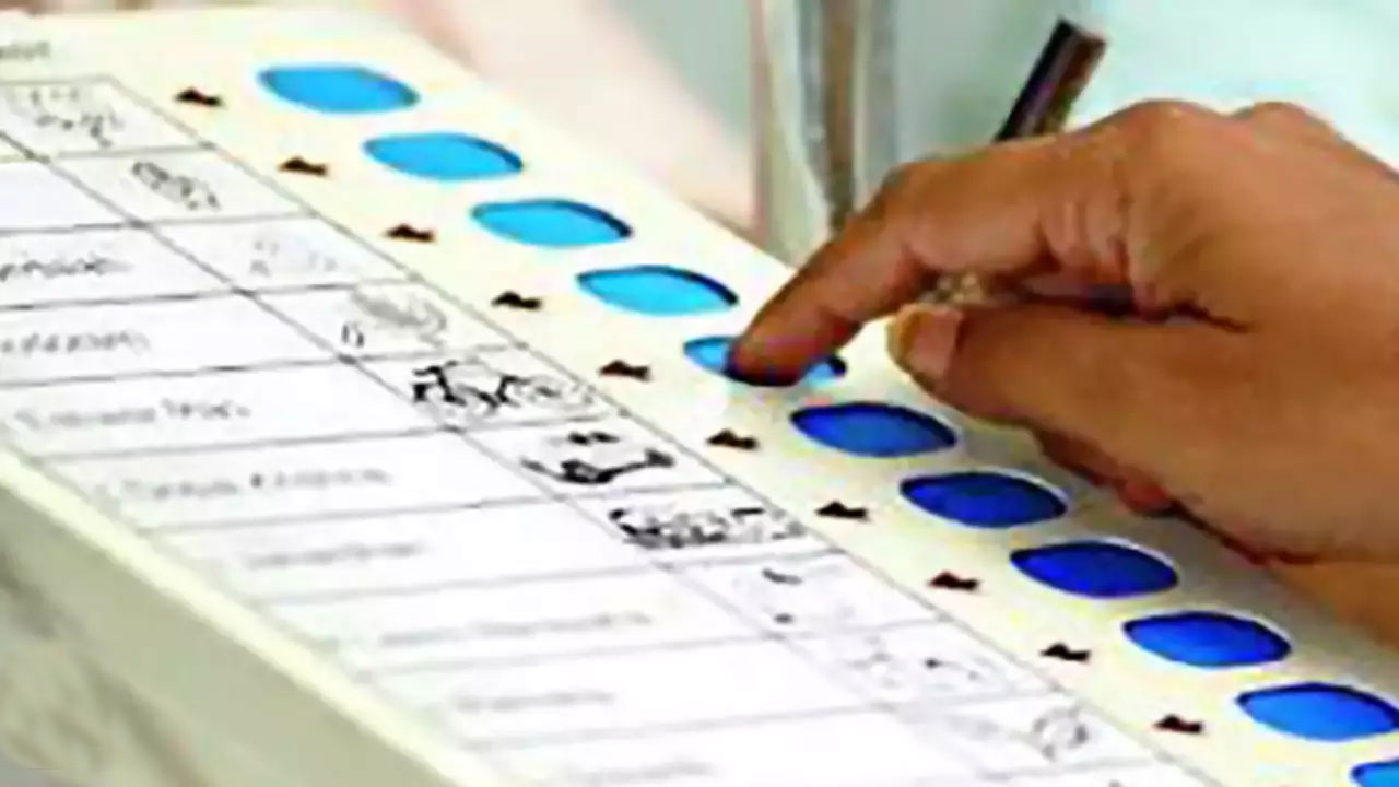 Loksabha Elections: ఖమ్మంలో మాక్‌ పోలింగ్ ప్రారంభం
