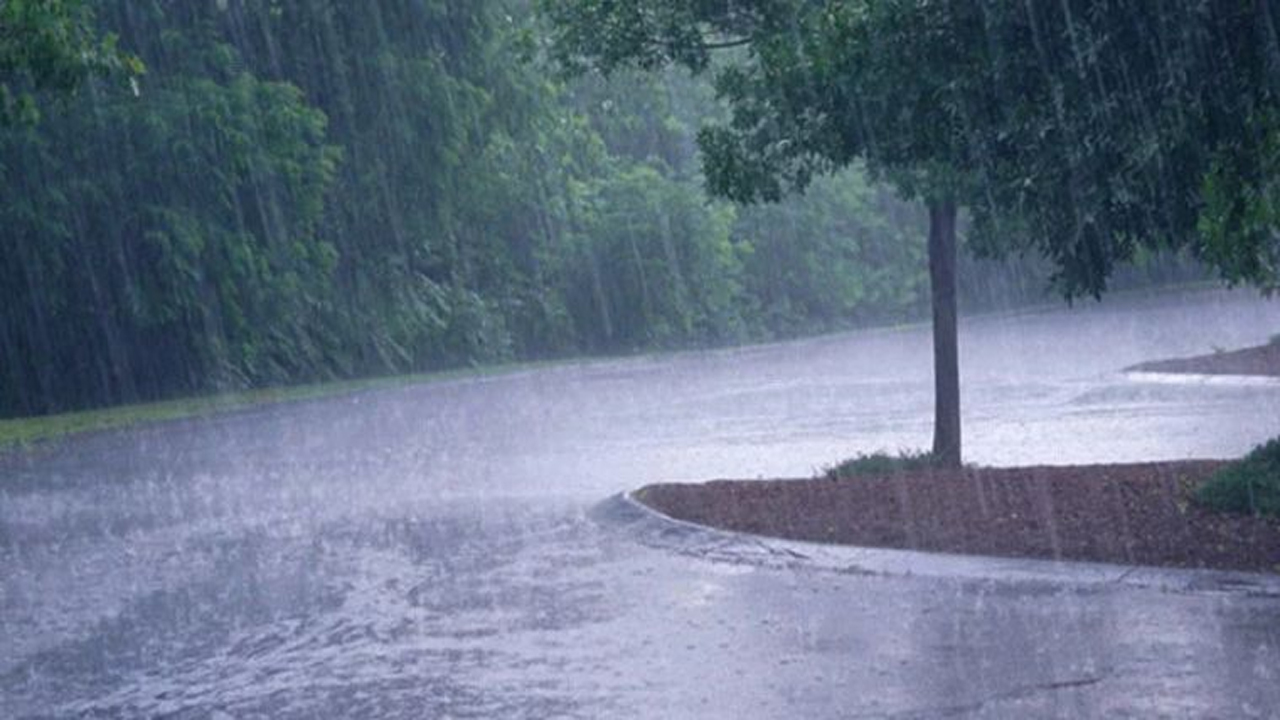 Rain: మండుటెండలో కుండపోత...