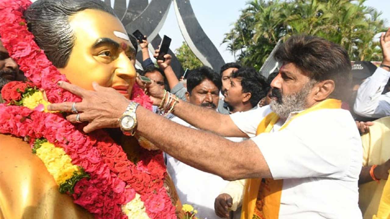 NTR: ఎన్టీఆర్ 101వ జయంతి.. ఘనంగా నివాళులు..