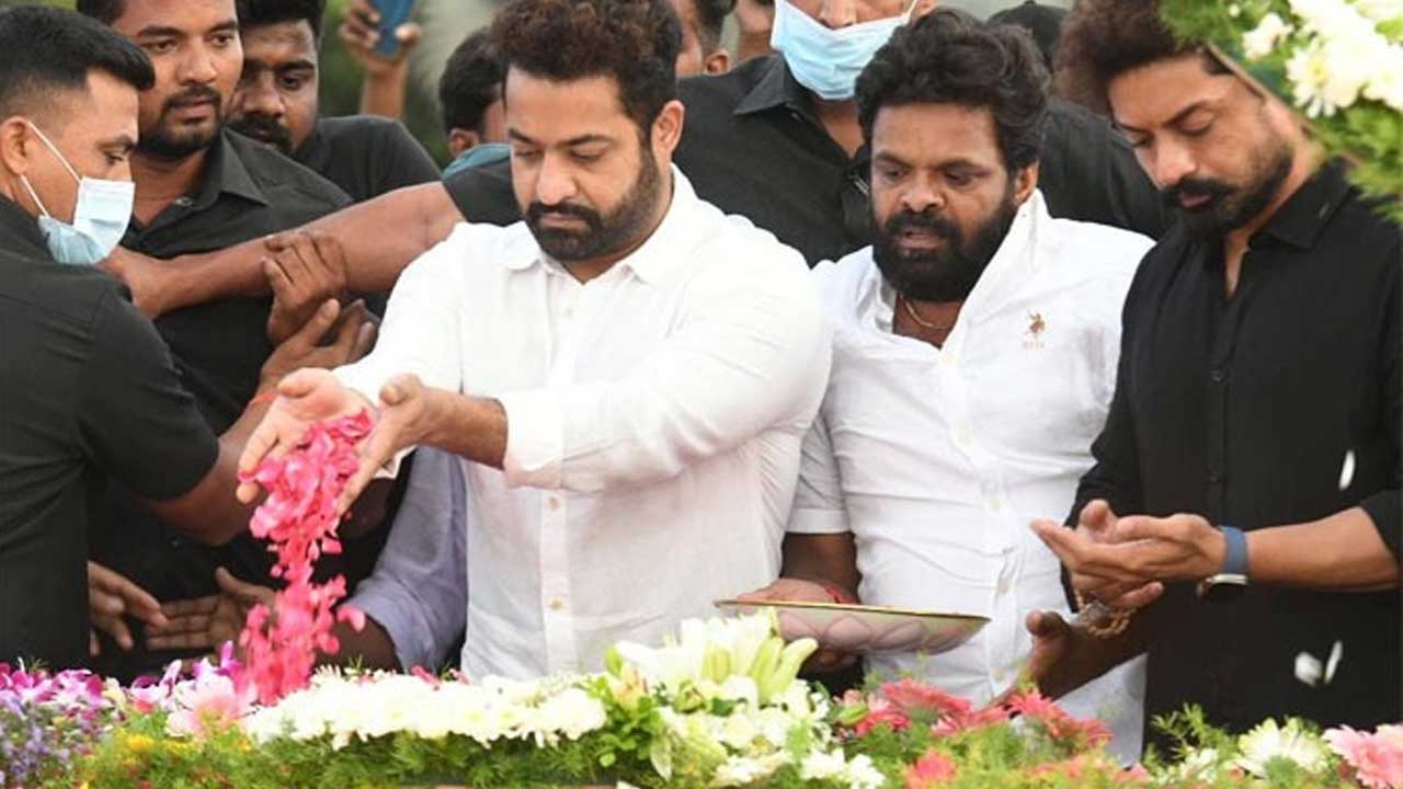 NTR: ఎన్టీఆర్ 101వ జయంతి.. ఘనంగా నివాళులు..