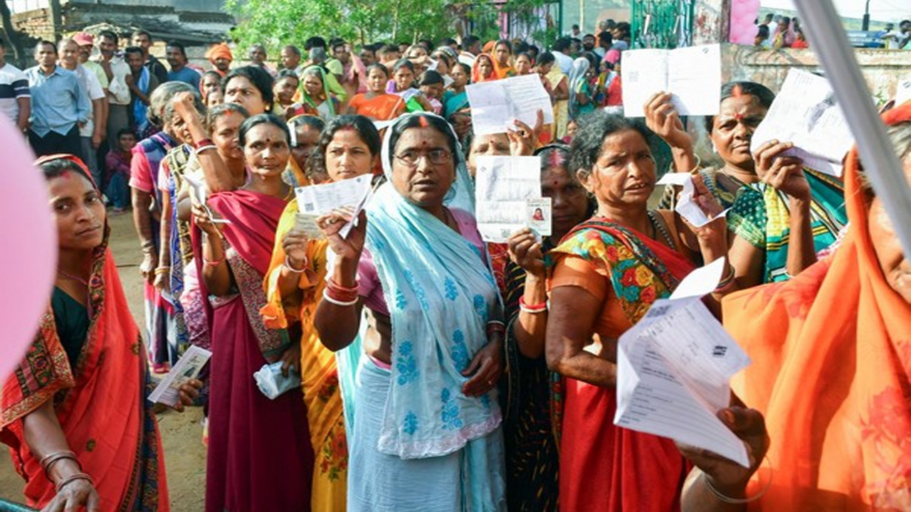 Lok Sabha Elections: మధ్యాహ్నం 3 గంటలకు పోలింగ్ శాతం 47.53