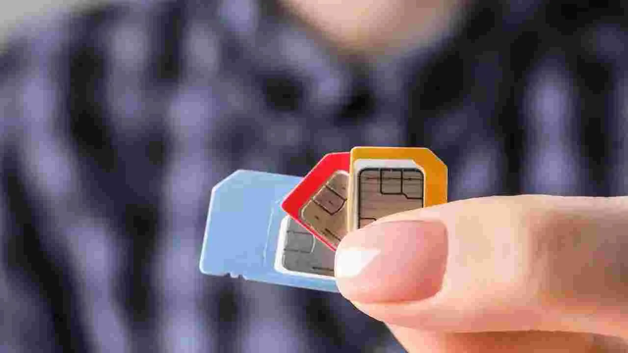Sim Cards Misuse: సిమ్ ఒకరిది.. సోకు ఒకరిది...
