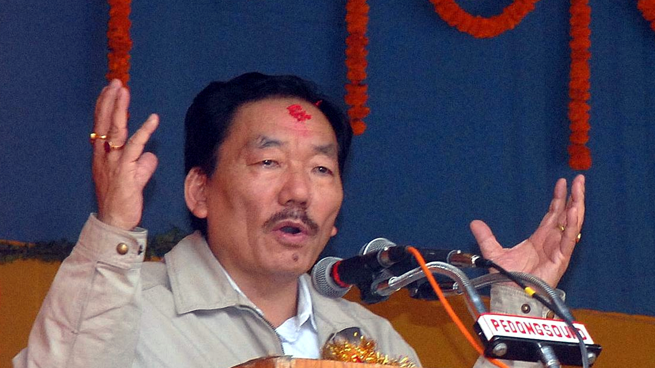 Sikkim: ఎస్‌కేఎం అభ్యర్థి చేతిలో ఓటమిపాలైన మాజీ సీఎం.. 