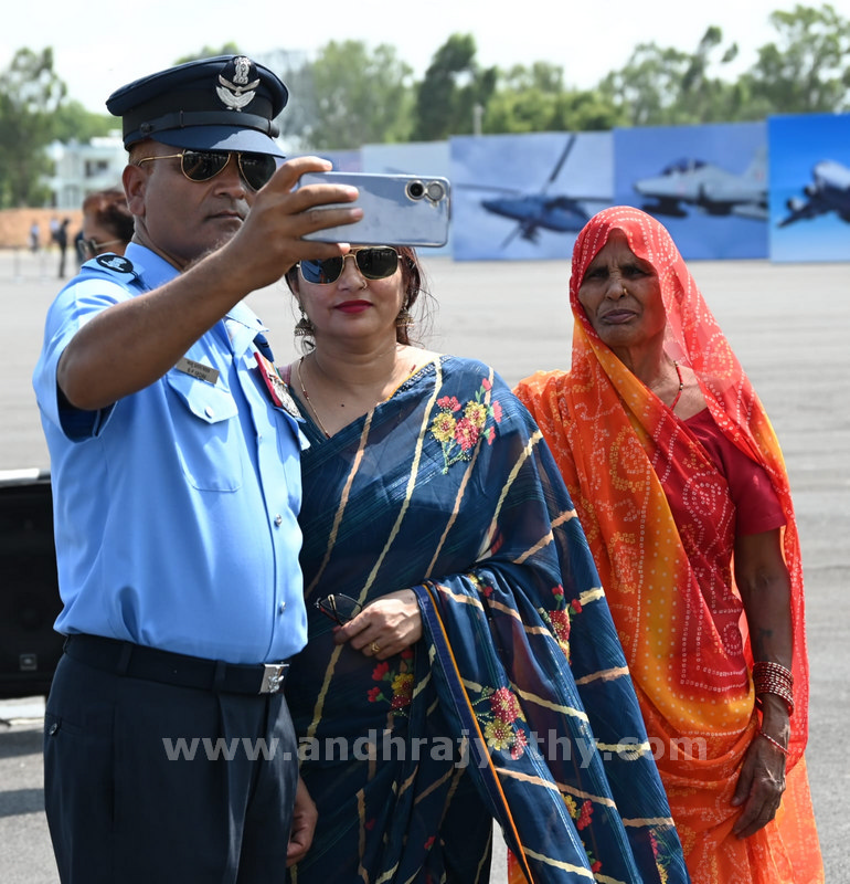ఇక యుద్ధాలు భౌతిక రూపంలో ఉండవు 