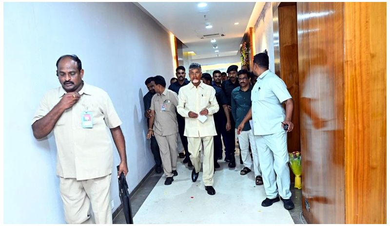 CM Chandrababu: ప్రజావేదిక నుంచి ప్రారంభం కానున్న చంద్రబాబు అమరావతి పర్యటన