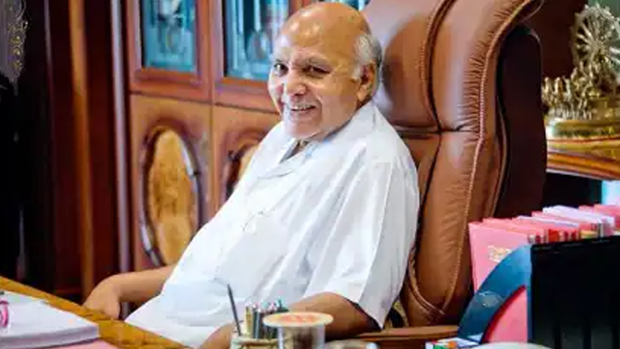 Ramoji Rao: రామోజీరావు చివరి వీడ్కోలుకు ఏర్పాట్లు పూర్తి..