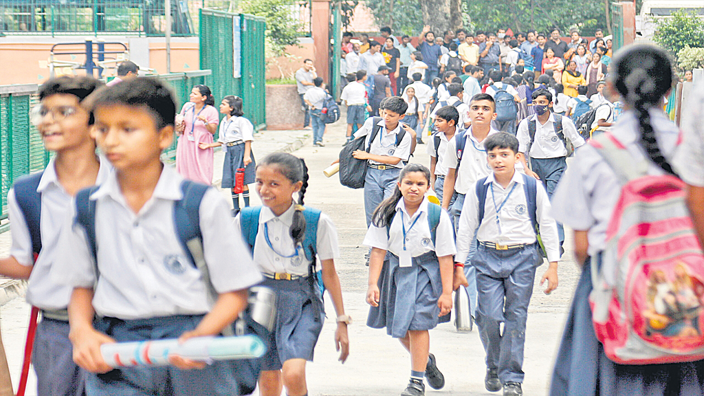 Reopen Schools : బడికి వేళాయె!