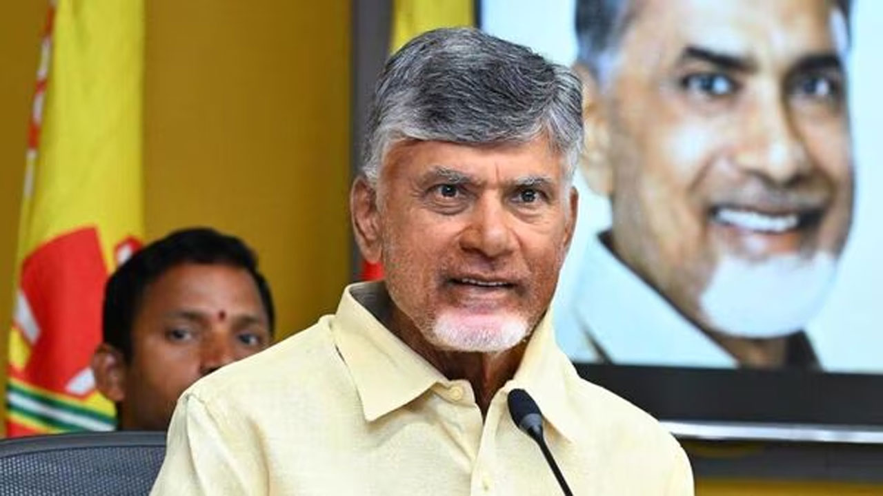 Chandrababu: పోలీసుల తీరుతో చంద్రబాబు ప్రమాణ స్వీకారం వద్ద అదుపు తప్పుతున్న పరిస్థితి