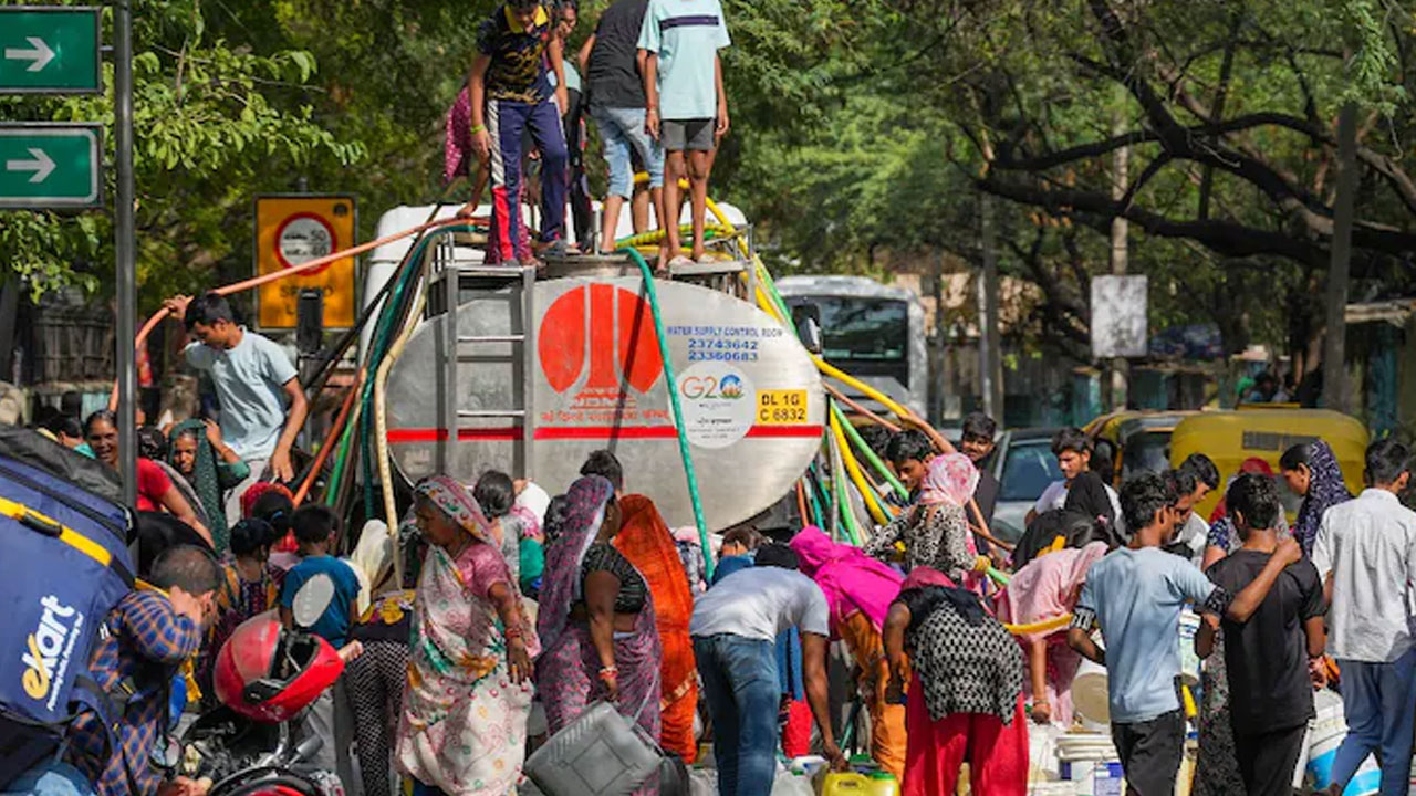 Delhi Water Crisis: ఆప్ ప్రభుత్వానికి ప్రశ్నలు సంధించిన సుప్రీంకోర్టు 