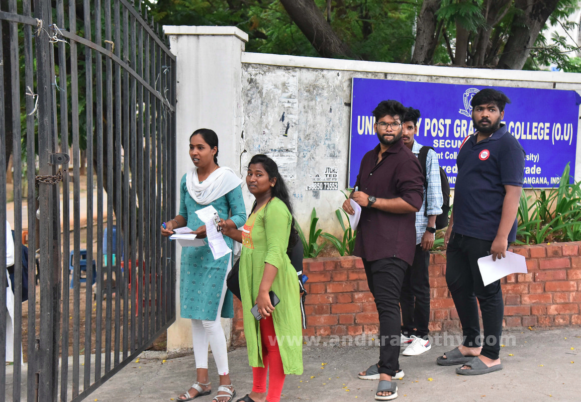 ప్రశాంతంగా సివిల్స్‌ ప్రిలిమినరీ పరీక్ష