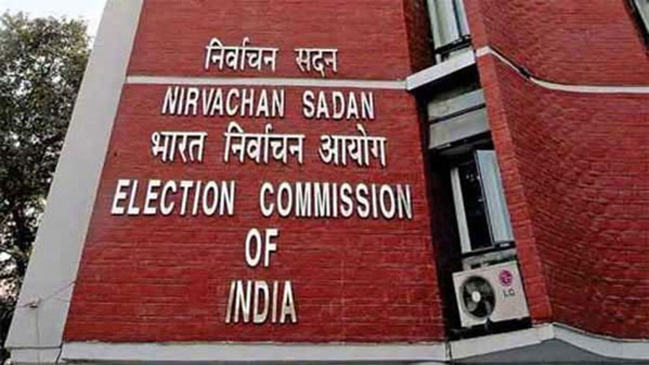Election Commission : జమ్మూకశ్మీర్‌లో ఓటర్ల జాబితా సవరణ
