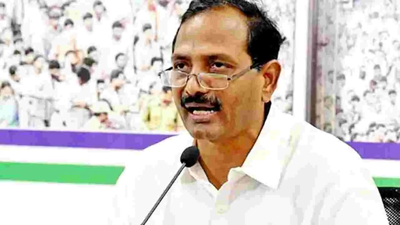 Gopireddy: పల్నాడు వైసీపీ కార్యాలయానికి అన్నీ అనుమతులు ఉన్నాయి: మాజీ ఎమ్మెల్యే గోపిరెడ్డి