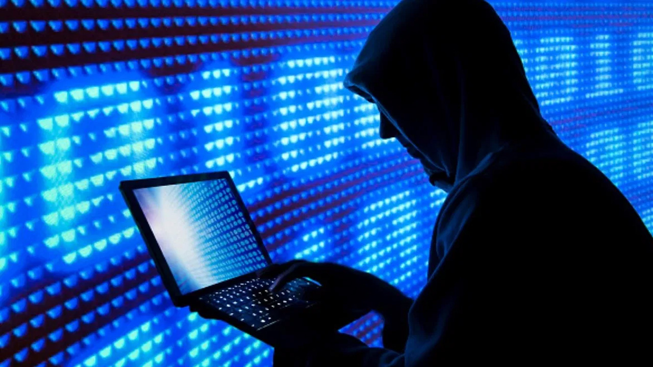  Indian Cyber ​​Crime : డార్క్‌వెబ్‌లో.. యూజీసీ-నెట్‌ ప్రశ్నపత్రాలు