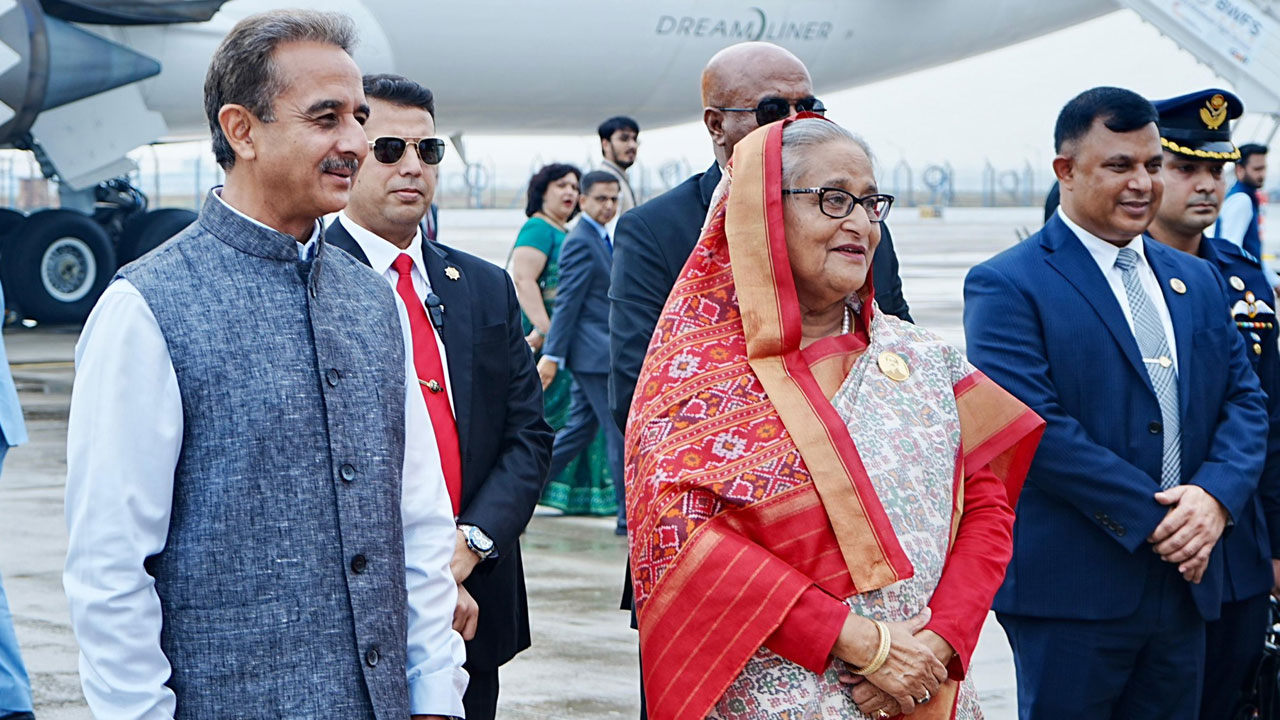 PM Sheikh Hasina: రెండు రోజుల పర్యటన కోసం భారత్ వచ్చిన బంగ్లా ప్రధాని