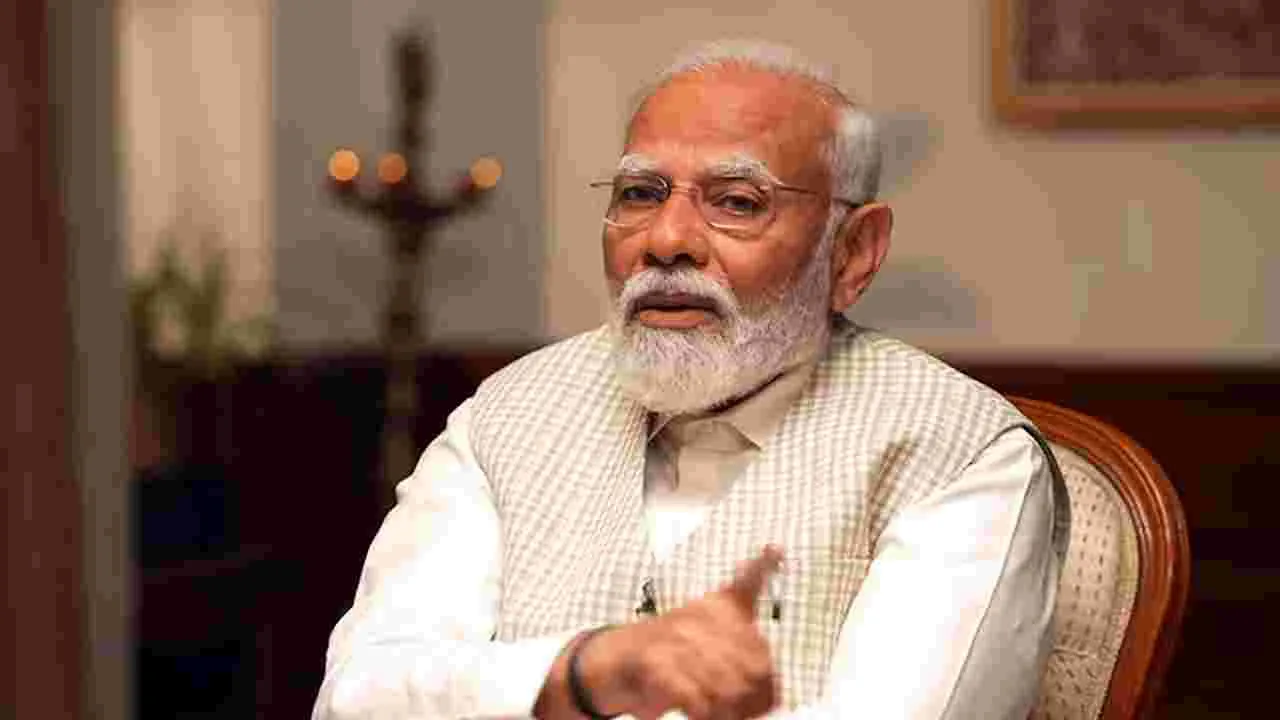 PM Modi: ఎమర్జెన్సీ విధించి రాజ్యాంగాన్ని ముక్కలు చేశారు.. కాంగ్రెస్‌పై మండిపడిన మోదీ