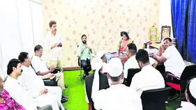 BUSINESS MEN : అనుమతులు ఇప్పించండి 