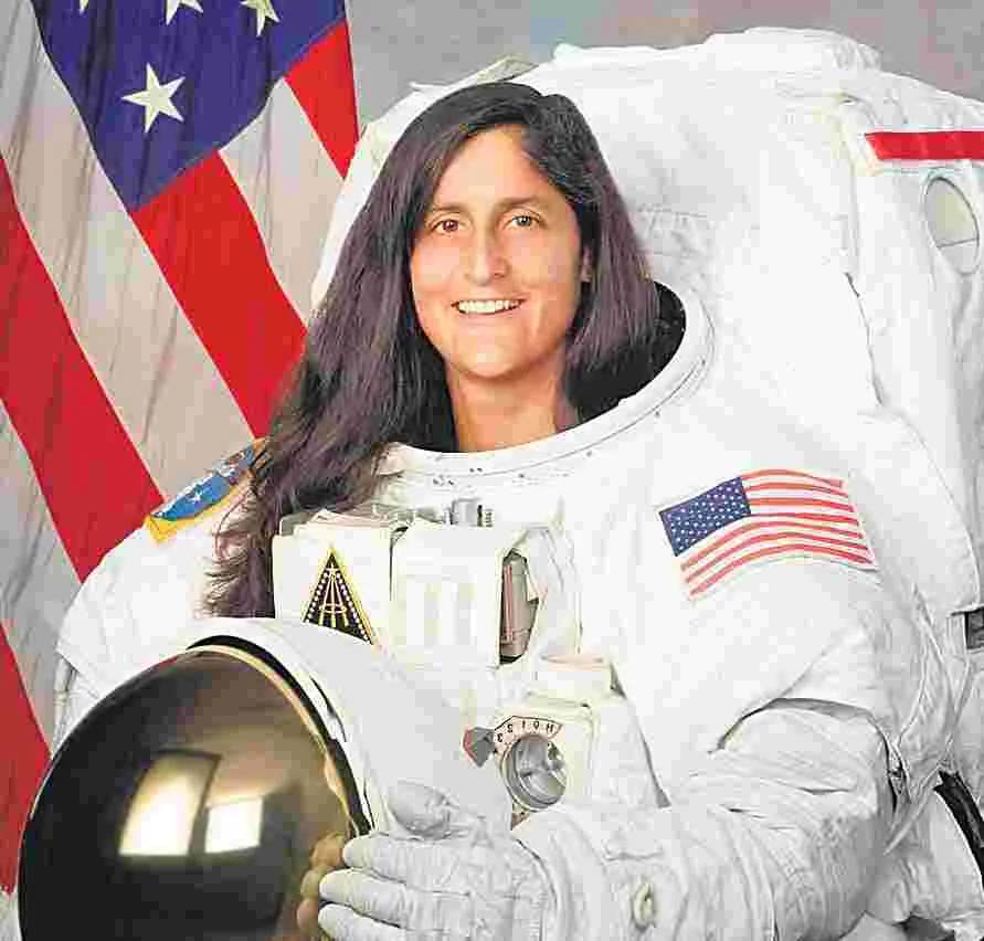 Sunita Williams : ఇంకా అంతరిక్షంలోనే సునీతా విలియమ్స్‌