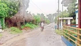 కొనసాగుతున్న వర్షాలు
