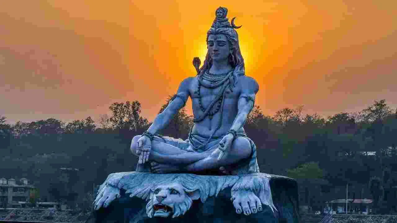 Shiva Puja: శివుడిని ఇలా పూజిస్తే మీ కోరికలన్నీ నెరవేరుతాయి..!