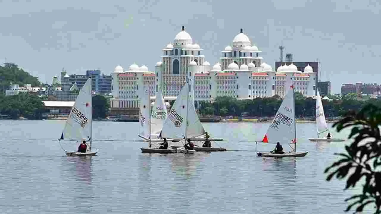 Hyderabad Sailing Week: హుస్సేన్ సాగర్‌లో హైదరాబాద్ సెయిలింగ్ వీక్ పోటీలు షురూ..