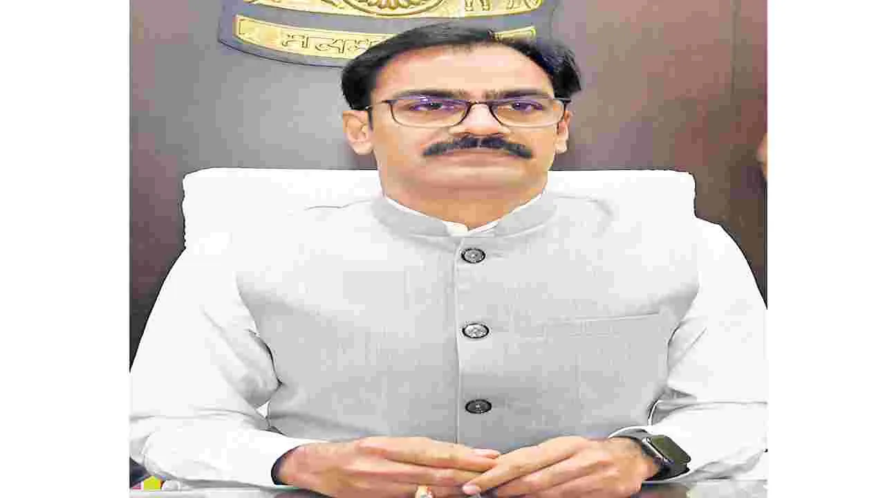 Amaravati : ఇదేమి ‘కాల మహిమ’!