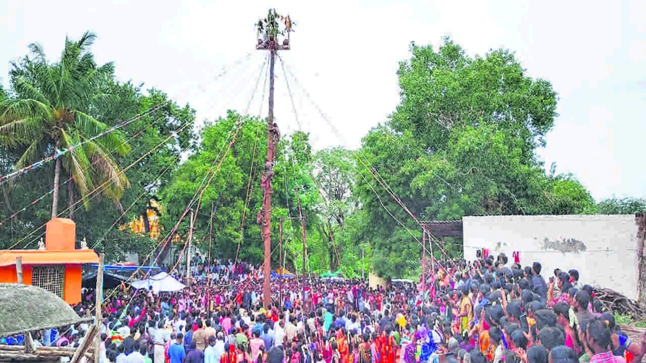 FESTIVAL : ఘనంగా ఉట్ల పరుష