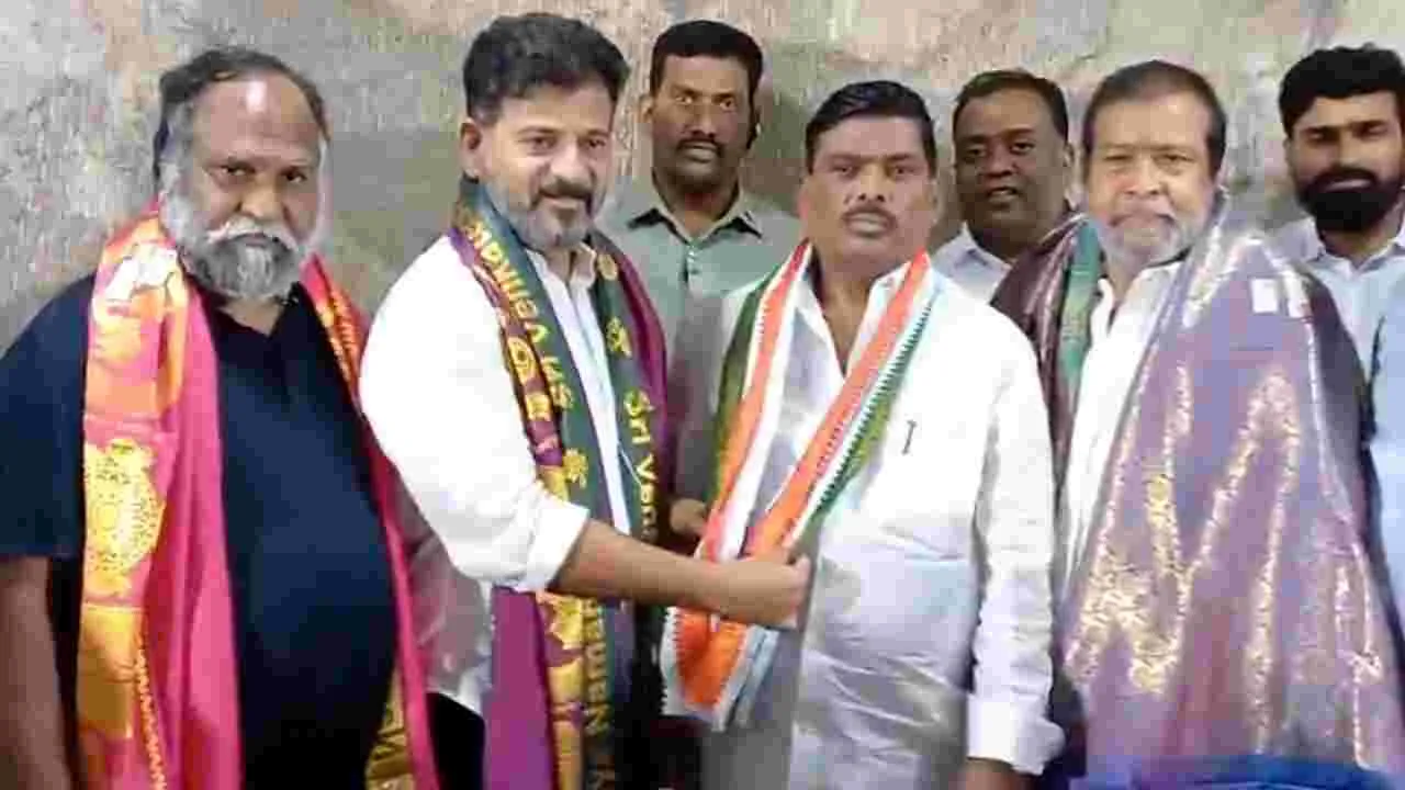 Congress: కాంగ్రెస్‌లో చేరిన మరో బీఆర్ఎస్ ఎమ్మెల్యే