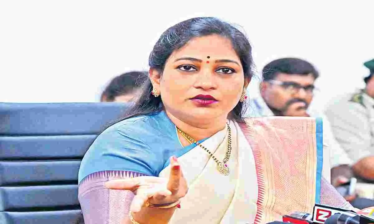 Home Minister Anitha : వైసీపీ కవ్వింపులకు రెచ్చిపోవద్దు
