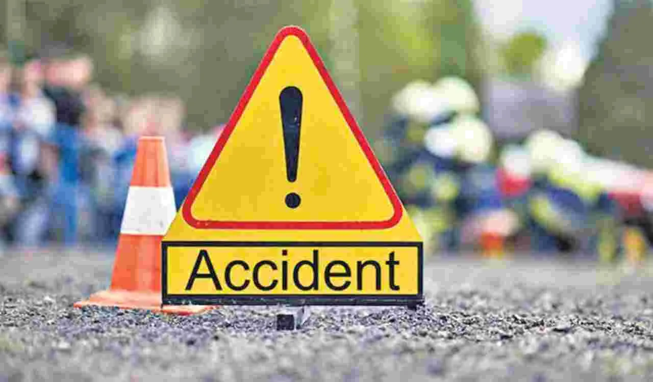 Road Accidents: తెలుగు రాష్ట్రాల్లో రోడ్డు ప్రమాదాలు..