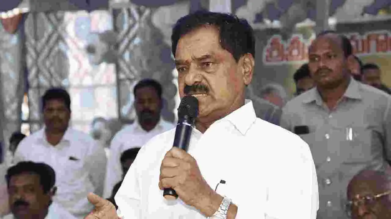 Narayanaswamy: మోదీ, చంద్రబాబుపై మాజీ డిప్యూటీ సీఎం వివాదాస్పద వ్యాఖ్యలు