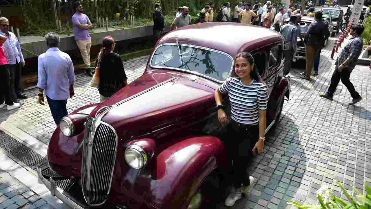 Vintage Cars: బైక్ ధరలో కారు.. ఇప్పుడిదే ఫ్యాషన్ గురూ