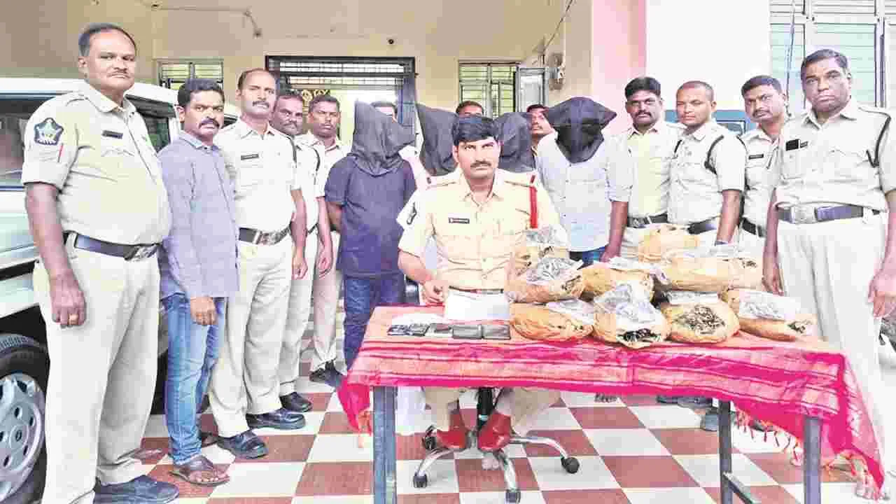 Drugs : జైలుకు పంపిన జల్సాలు 