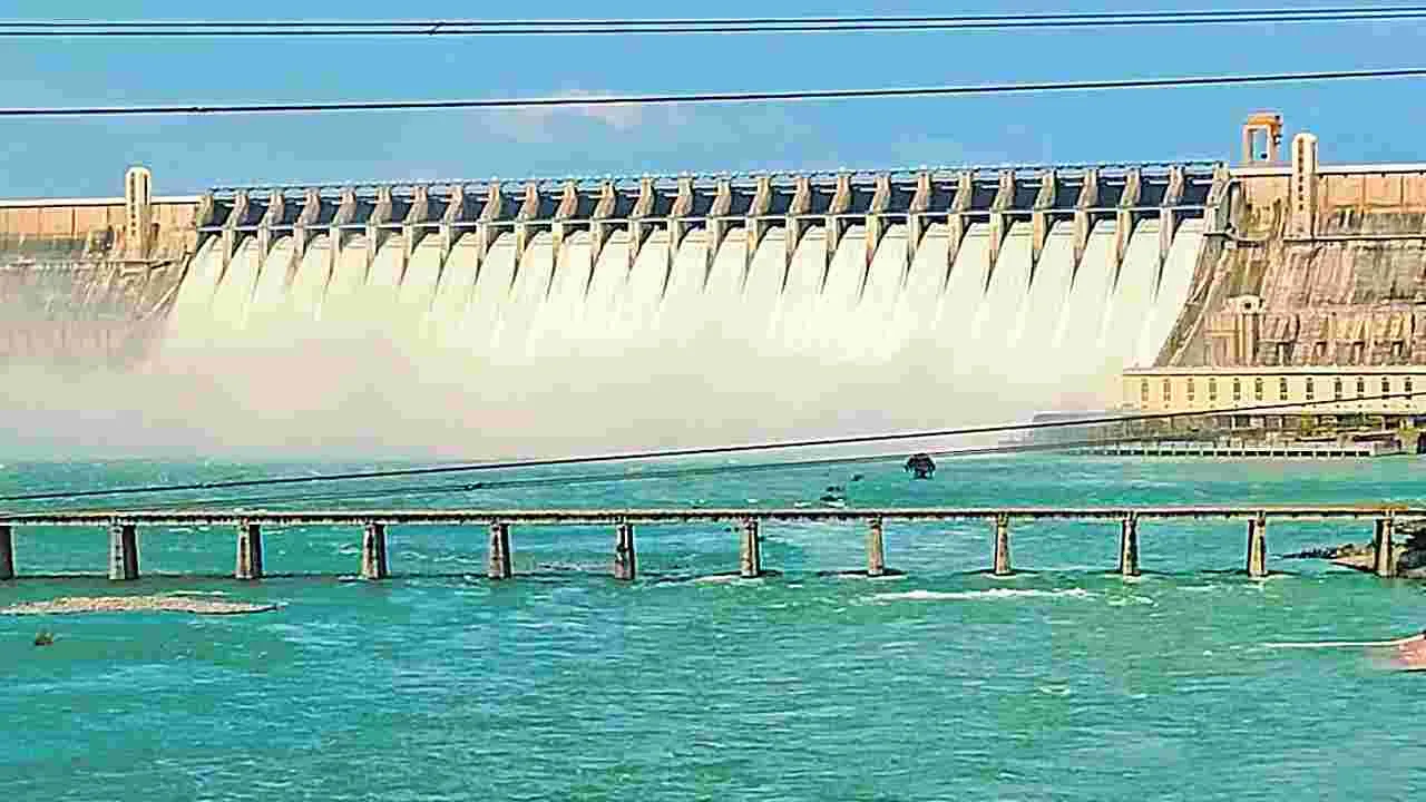 Nagarjuna Sagar: సాగర్‌ గేట్లన్నీ ఎత్తివేత..