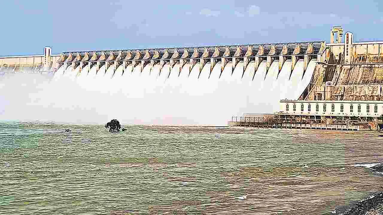 Srisailam Project: శ్రీశైలానికి మరింత వరద..