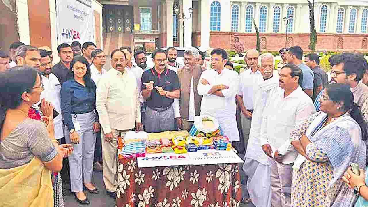 Khammam Flood: ‘మున్నేరు’ బాధితులకు ‘హైసా’ సాయం