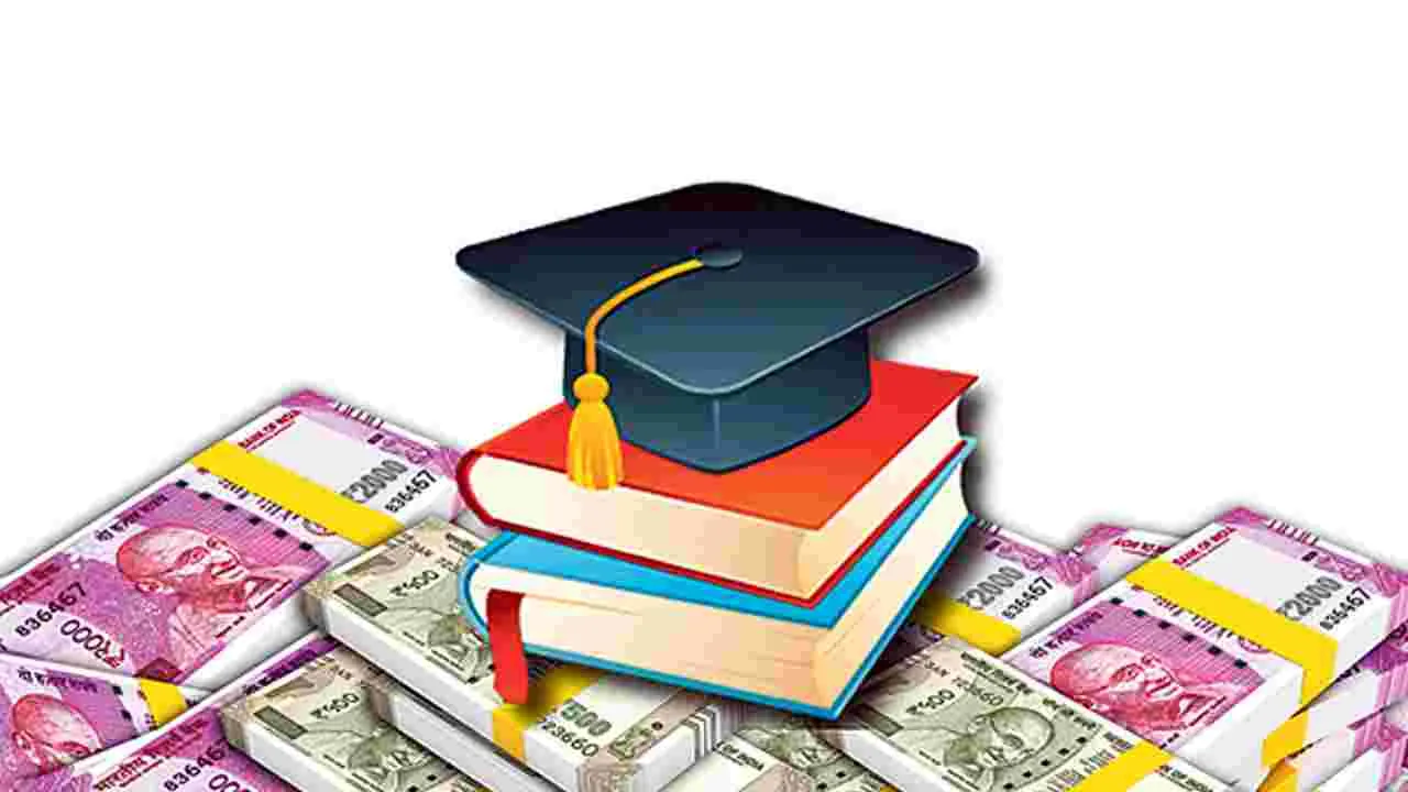 Scholarships: విద్యార్థుల పట్ల సర్కారుకు చిన్నచూపెందుకు?