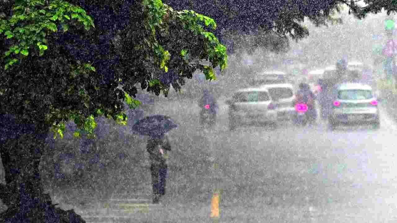 Cyclone: ఈనెల 12 వరకు భారీ వర్షాలు 