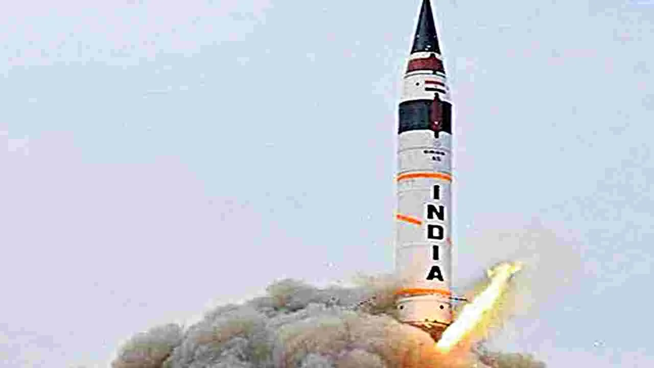 DRDO: విజయవంతంగా అగ్ని-4 క్షిపణి ప్రయోగం