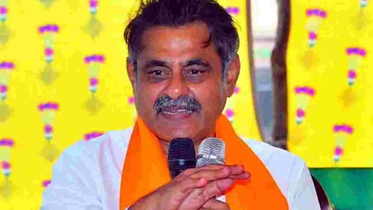 Konda Vishweshwar Reddy: రాజకీయ లబ్ధి కోసమే కాంగ్రెస్‌ విమర్శలు