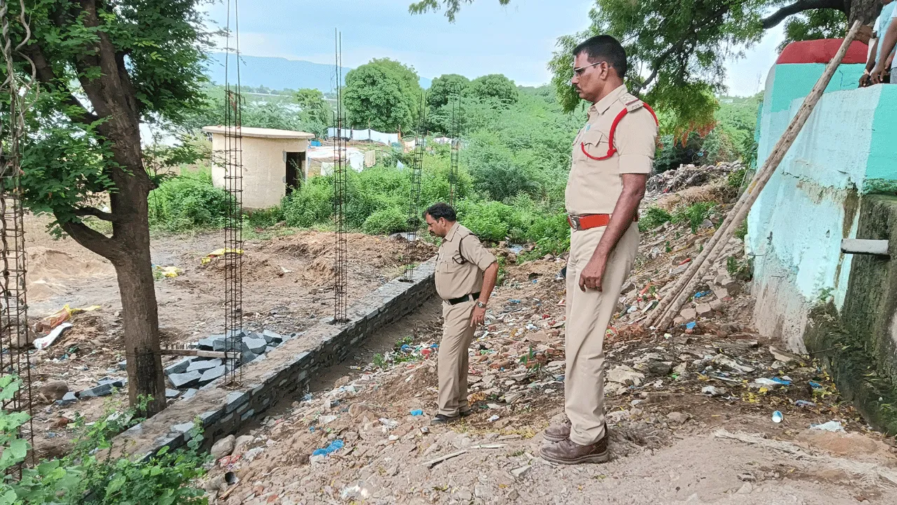 వివాదాలు రేకెత్తించే నిర్మాణాలు చేపట్టవద్దు