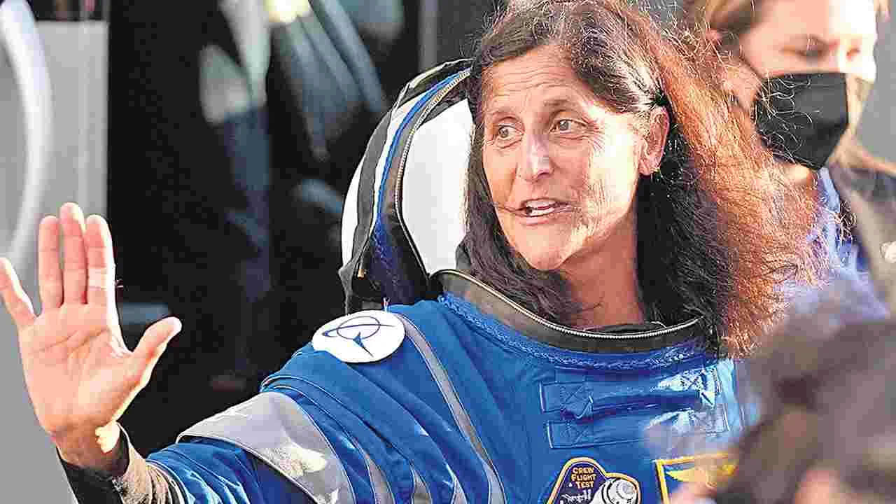  Sunita Williams: వచ్చే ఏడాది వరకు ఐఎస్ఎస్‌లోనే సునీత విలియమ్స్‌! 