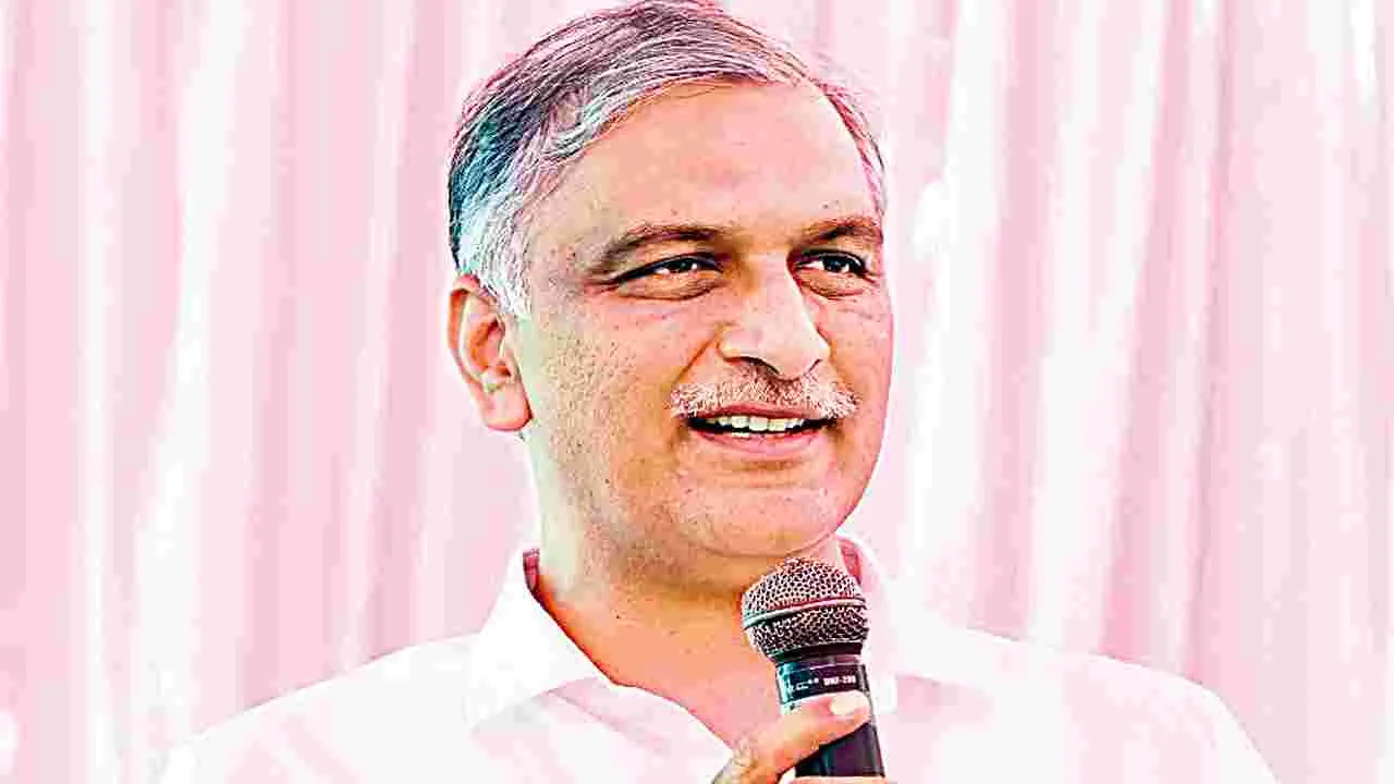 Harish Rao: కాంగ్రెస్‌ కండువా కప్పుకోకుంటే కేసులా?