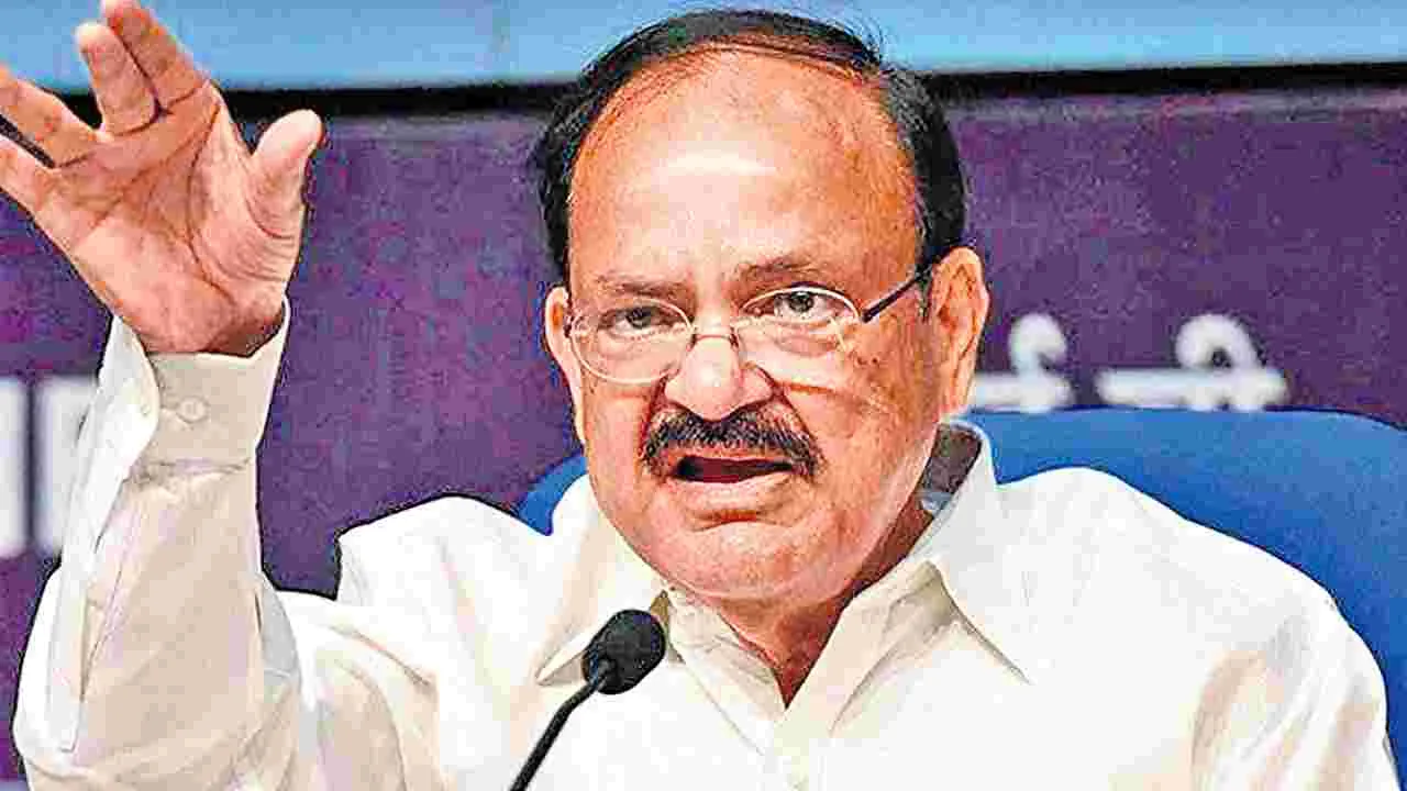 Venkaiah Naidu: వరద కష్టాలపై వెంకయ్య విచారం