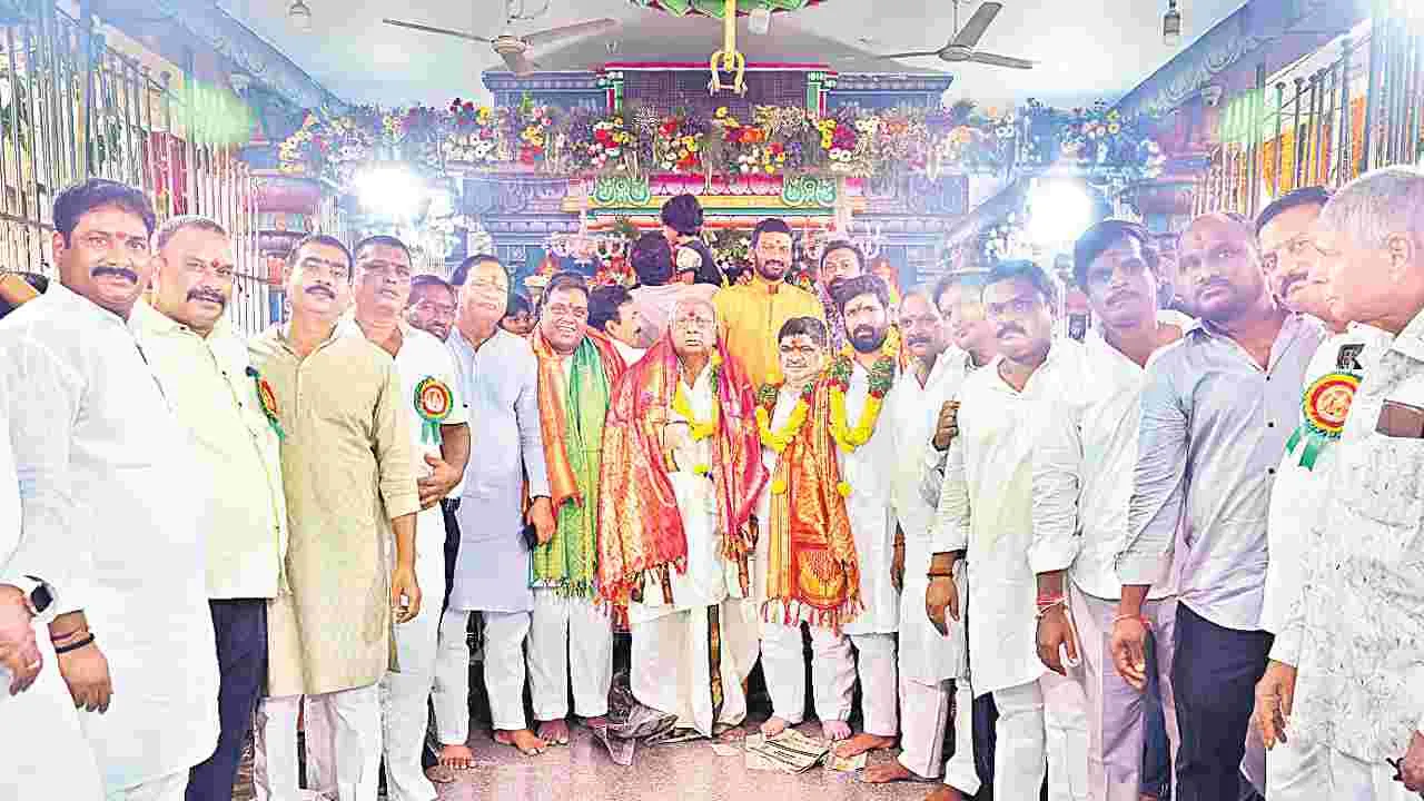 Mahankali Temple: రేవంత్‌ ఆలోచన మారాలని మొక్కుకున్నా