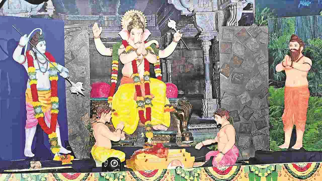 Vinayaka : దండాలయ్యా.. ఉండ్రాలయ్యా