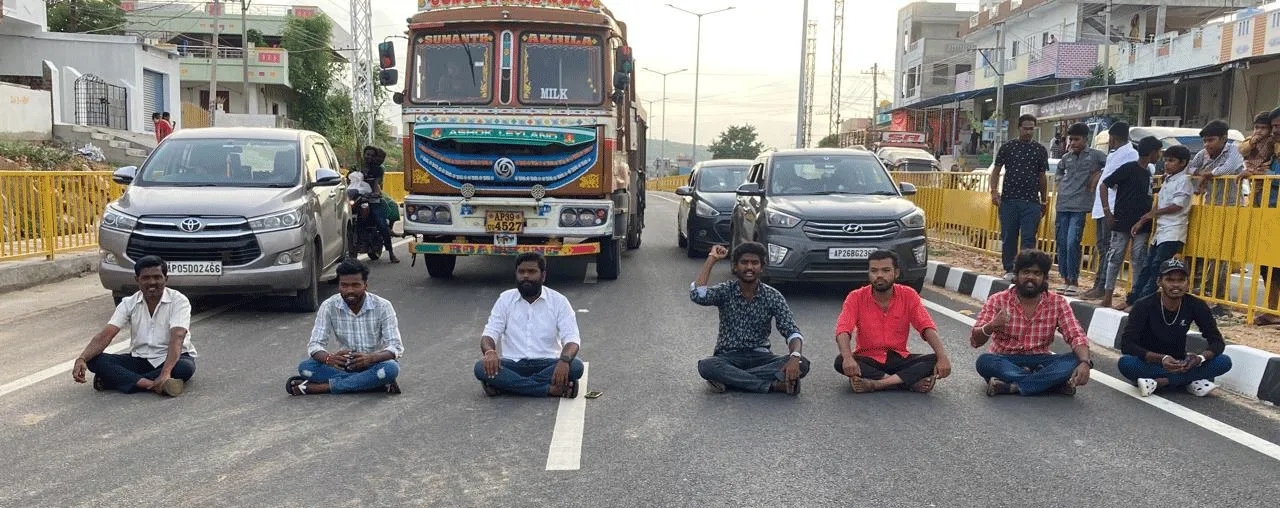 అర్హులకు న్యాయం జరిగేంత వరకు పోరాటం