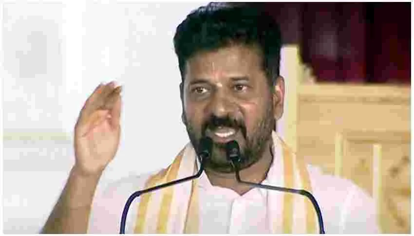 Revanth Reddy: తెలంగాణ తల్లి దొరల కోటలో బందీకావొద్దు