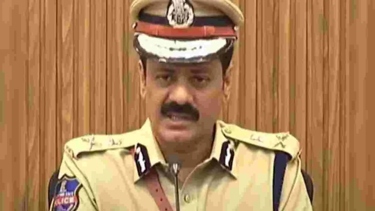 CP Srinivas Reddy: సైబర్ నేరాలకు పాల్పడిన 36మంది అరెస్ట్: సీపీ శ్రీనివాస్ రెడ్డి..