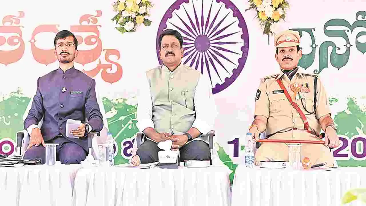 Independence Day : జిల్లాను అగ్రస్థానంలో నిలుపుదాం