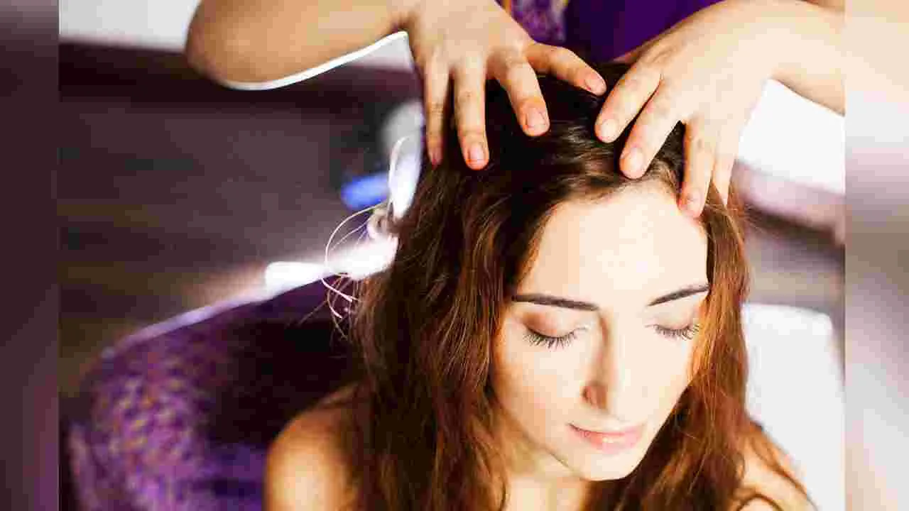 Hair Care Tips: ఈ సమయంలో జుట్టుకు నూనె పెడితే చాలా స్ట్రాంగ్‌గా ఉంటుంది..!